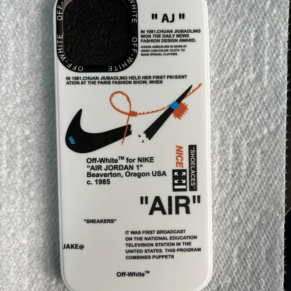 Iphone 12 pro max case (White) 💡 - Picture 4 of 4